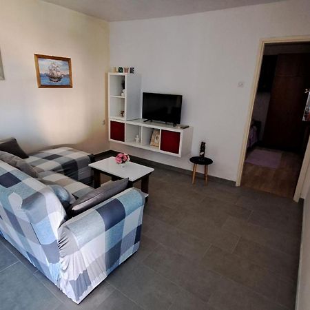 Apartments Damjan บริสท์ ภายนอก รูปภาพ